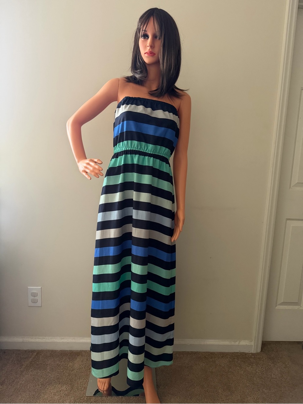 Women’s Size S Small Petite The Limited Strapless Dress Striped Sleeveless Blue